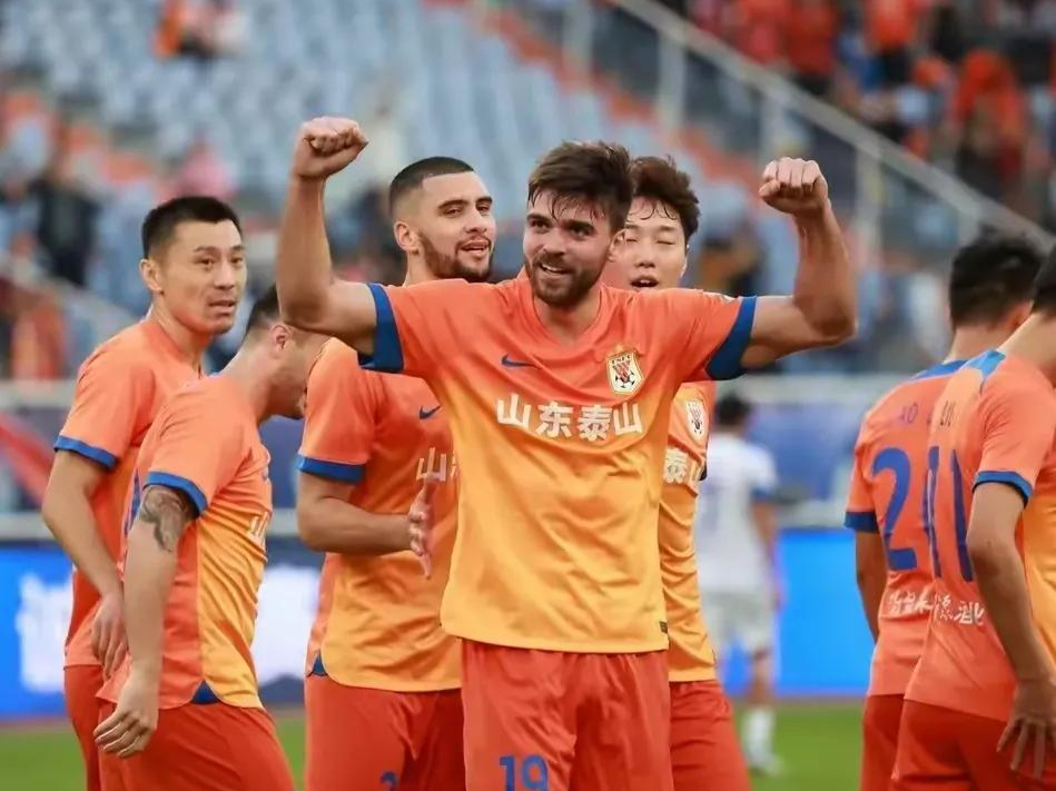 关于亚冠窗口期再迎强敌，巴塞罗那状态回暖，主帅态度：压力陡增，阵容厚度经受考验的信息